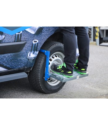 Treapta rabatabila pneuri reglabila pentru autoutilitare mici si vehicule 4x4