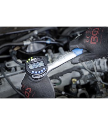 Dispozitiv de masurat unghi  digital  cu magnet